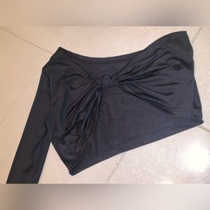 (6) **UNIQUE** Black SHEIN One Shouldered Sleeve Crop Top with Bow Cinch